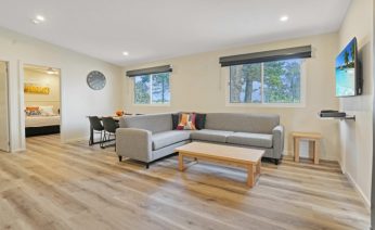 Banksia Cabin