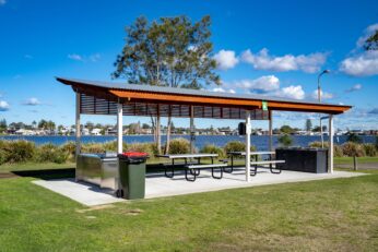 Belmont Lakeside Holiday Park Accessible BBQ Area