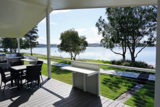 Accessible - Lake Mac Villa Duplex 