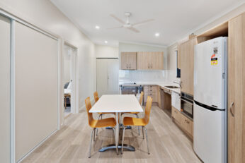 Swansea Lakeside Accessible Villa Lake Mac Villa 619
