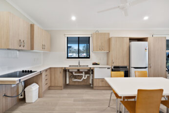 Swansea Lakeside Accessible Villa Lake Mac Villa 619