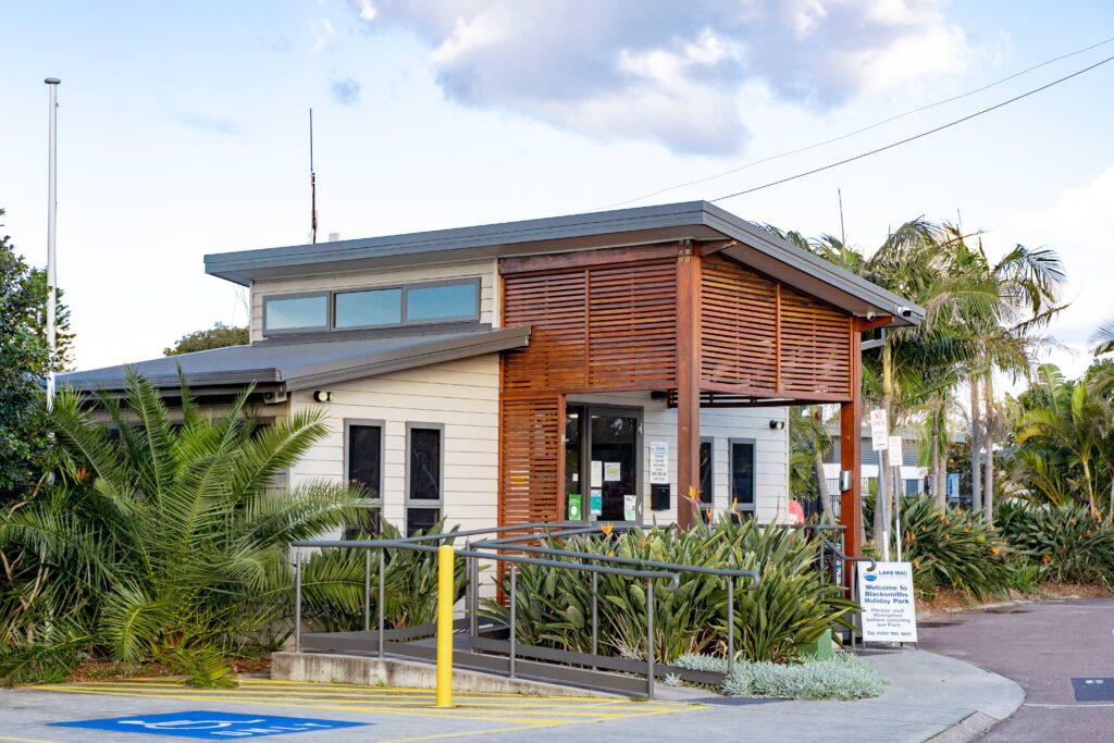 Blacksmiths Beachside Holiday Park