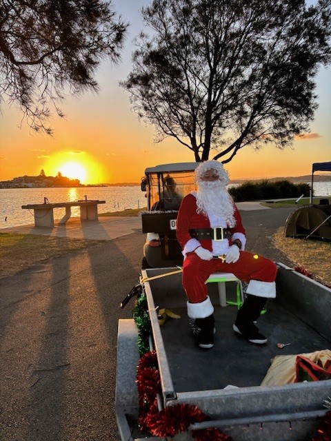 Belmont Lakeside Holiday Park Santa